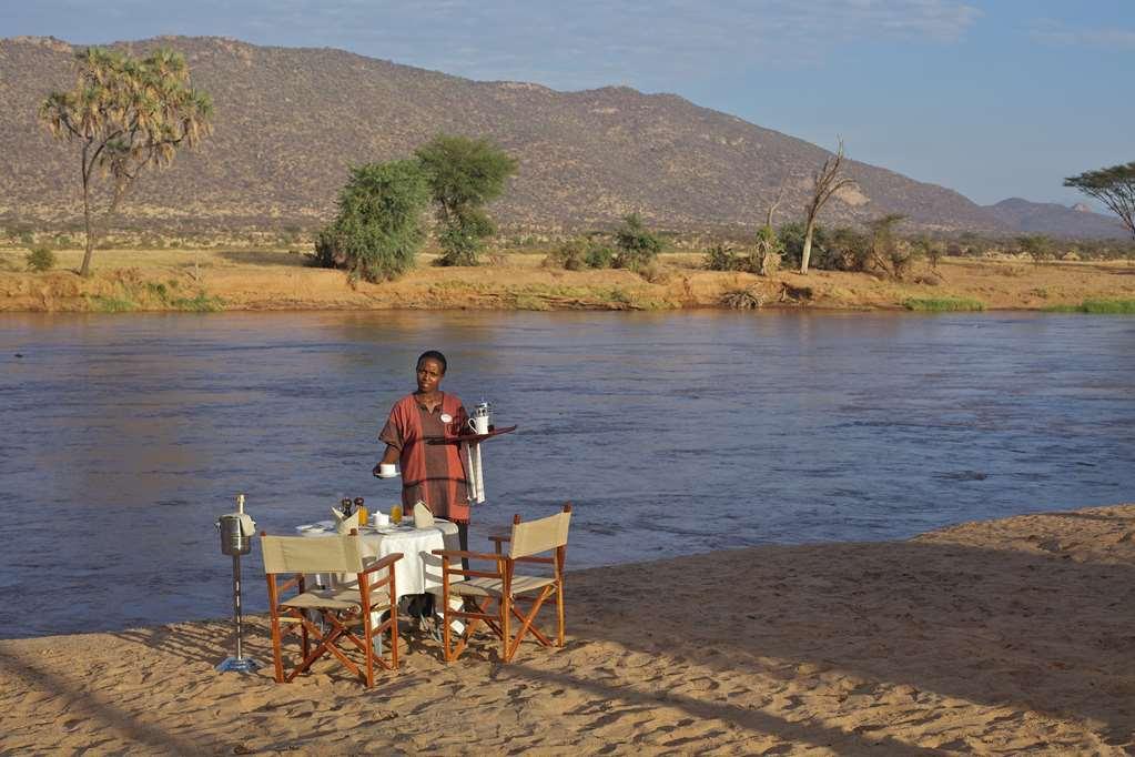 Ashnil Samburu Camp Hotel Restaurant billede